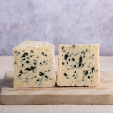 1924 blue cheese from Auvergne (pasteurized cow and sheep's milk) - 300g