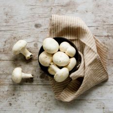 NEXT ARRIVAL 26.04 Fresh white Paris button mushrooms - 500g 