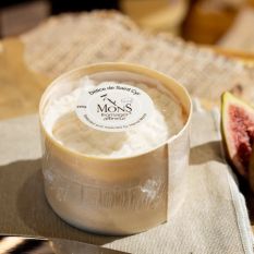 Delice de St Cyr - 200g - (pasteurised cow milk) - a very creamy cheese with hazelnut and mushroom notes