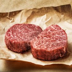 Chilled fullblood wagyu beef tenderloin steak MS9+ - 2x200g (halal) - 3 days shelf-life - 100% hormone & antibiotic-free