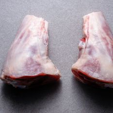 Chilled grass-fed lamb hind shank 72 aed/kg - 2 x 450g/pc (halal) - price will be adjusted as per final weight