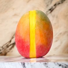 Kent mango sorbet in its original mango skin - 730g/piece (frozen) - 100% vegan, 100% natural