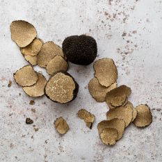 Fresh summer truffle (tuber aestivum) - 50g - price may vary depending on market conditions