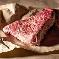 Chilled whole Wagyu beef tri-tip MS 4/5 - 260 aed/kg - about 3kg (halal) - price will be adjusted as per final weight