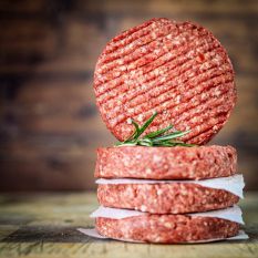 A5-grade Kagoshima wagyu beef burger patty 2 x 200g - (halal) (frozen) - price will be adjusted as per final weight