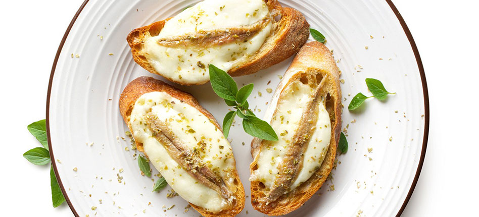 TAPAS Anchovies on mozzarella toasts recipe