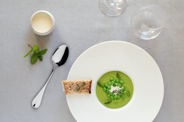 SPRING Seasonal fresh green peas veloute with mint
