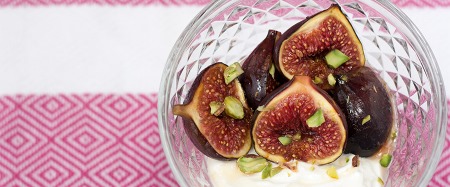 Roasted figs with honey, pistachios and Greek yogurt