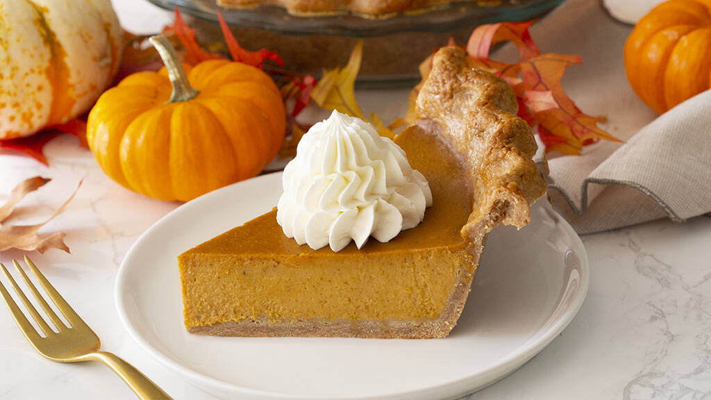 THANKSGIVING pumpkin pie