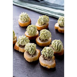 Delicious ready-to-eat canapes served with Burgundy snails and seasoned butter - 125g (frozen)