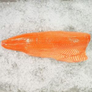 Fresh Scottish organic salmon fish fillet 280 aed/kg - 1.5/2kg - price will be adjusted as per final weight