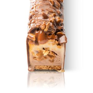 Artisanal roasted peanut, caramel & milk chocolate ice cream dessert - 650g for 8 persons
