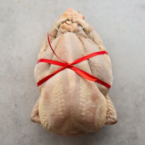 Chilled corn-fed 81 days oven-ready chicken - 76 aed/kg - 1.4/1.9 kg (halal) - price will be adjusted as per final weight