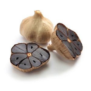 Black garlic - 2 heads of 50g each