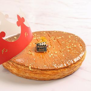 Artesanal King's cake with charm & crown - for 8 persons - ORDER BEFORE 4PM FOR NEXT DAY DELIVERY