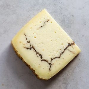 Pecorino cheese with truffle - 200g - (sheep milk) - very firm, smooth with a rich earthy profile 