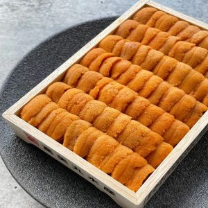 Fresh nama uni / Japanese sea urchin sold in box - 100g - 7 days lead-time