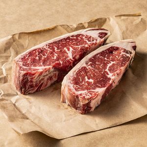 Chilled whole Wagyu beef striploin MS 4/5 - 440 aed/kg - 4 to 6kg (halal) - price will be adjusted as per final weight
