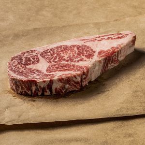 Chilled whole Wagyu beef cuberoll MS 6/7 - 550 aed/kg - 5 to 6kg (chilled) (halal) - price will be adjusted as per final weight