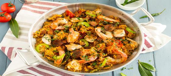 Jambalaya chicken, shrimps and chorizo recipe 